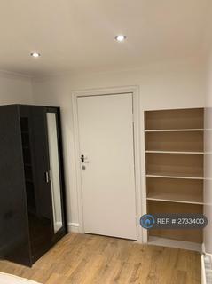 2 bedroom flat to rent, West Dulwich, London, SE21