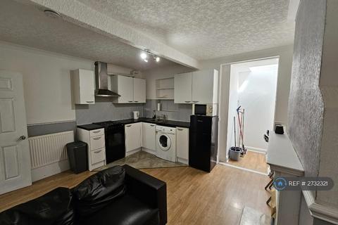 1 bedroom flat to rent, Minet Drive, Hayes, UB3