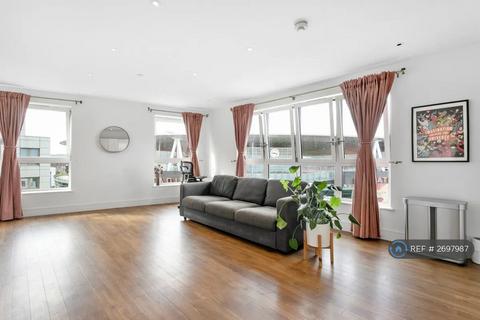 undefined, Queensland Road, London, N7