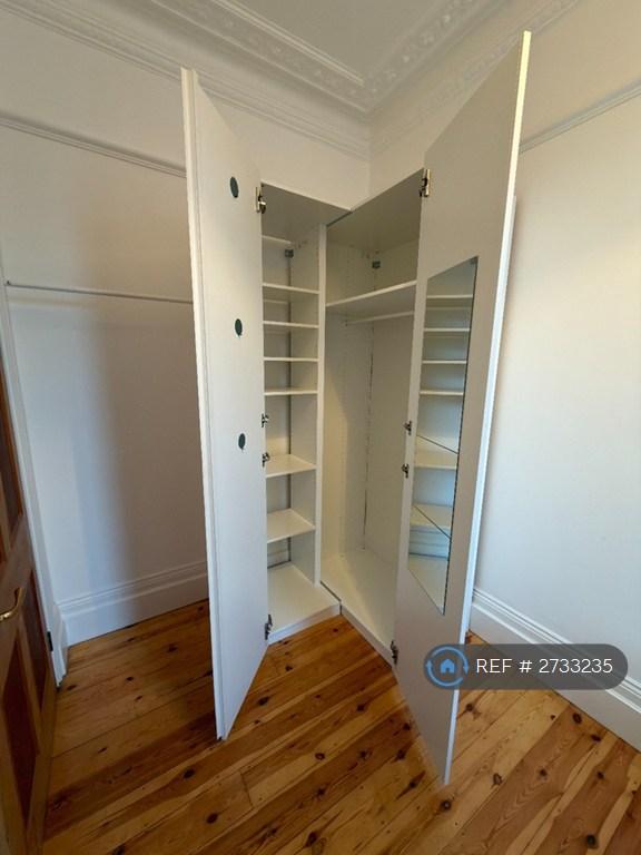Bed 1 - Very Large Double Wardrobe With Storage