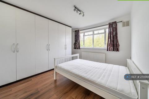 2 bedroom maisonette to rent, Whitby Road, Ruislip, HA4