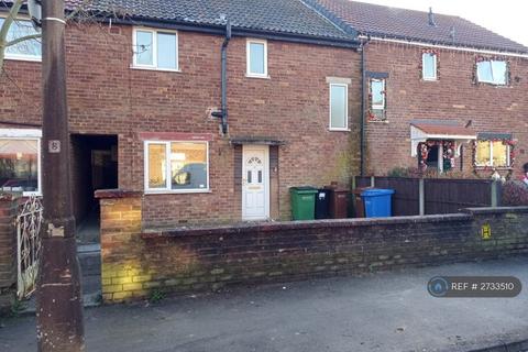 3 bedroom terraced house to rent, Matlock Road, Stockport, SK5