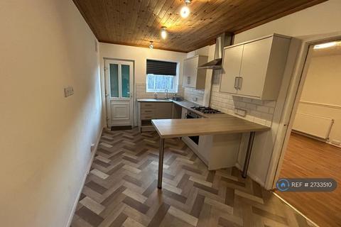 3 bedroom terraced house to rent, Matlock Road, Stockport, SK5