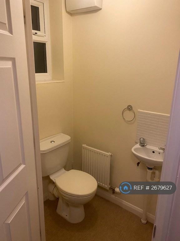 Ground Floor Wc