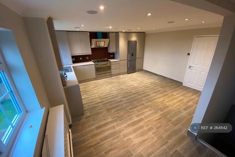 undefined, Downs Road, Luton, LU1