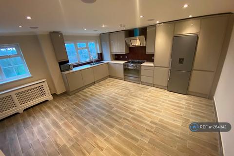 undefined, Downs Road, Luton, LU1