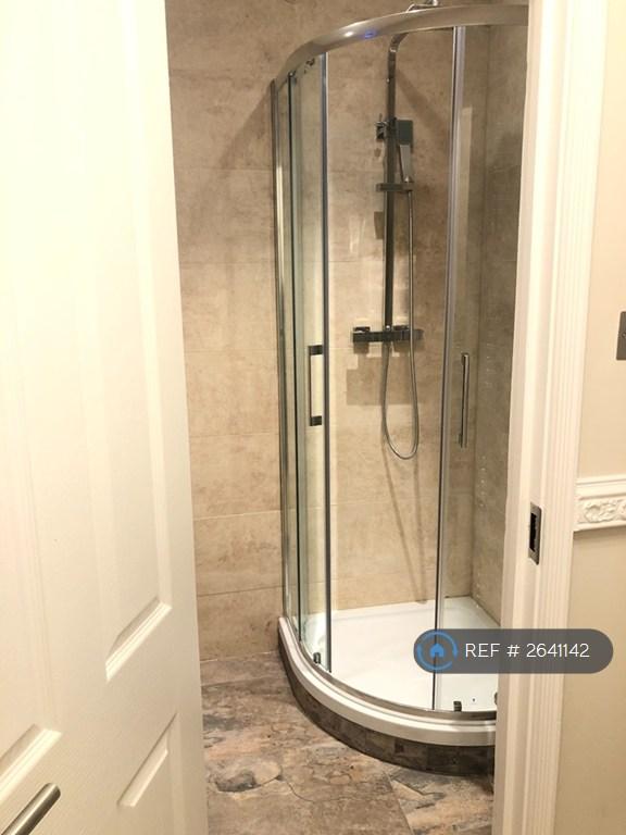 Shower Room 1
