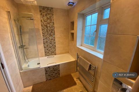 undefined, Downs Road, Luton, LU1