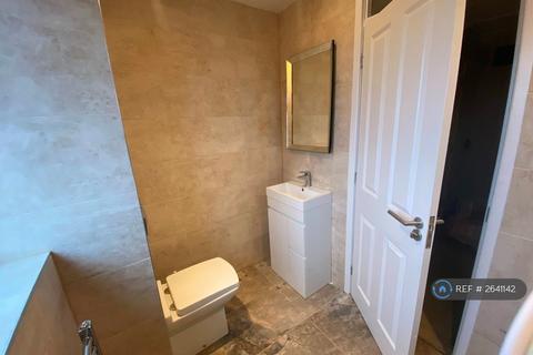 undefined, Downs Road, Luton, LU1