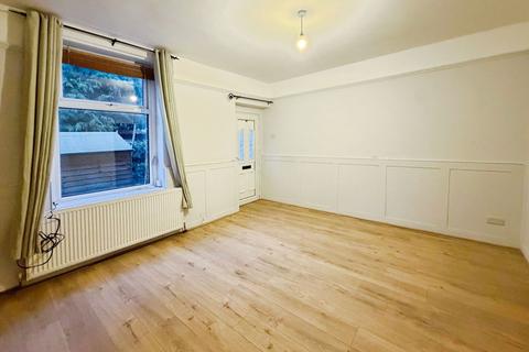 undefined, Alexandra Ville, Skipton, North Yorkshire, BD23 2QZ