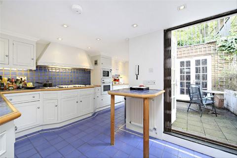 2 bedroom flat to rent, Portobello Road, London W11