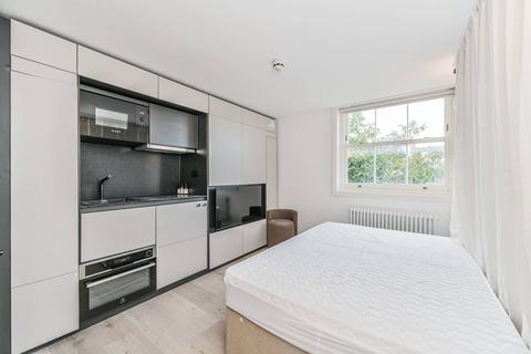 undefined, Dandi, Battersea, London, SW11
