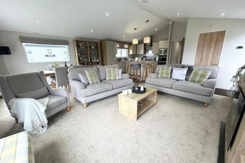 undefined, Chilling Lane, Warsash SO31