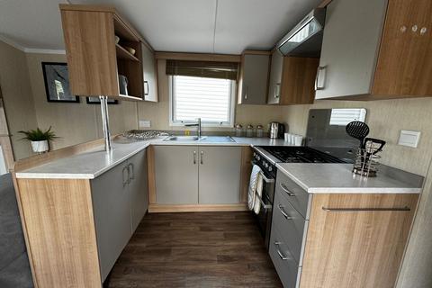 3 bedroom static caravan for sale, Warren Road, Dawlish Warren EX7
