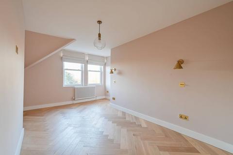 3 bedroom flat for sale, N8, Crouch End, London, N8