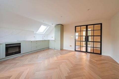 3 bedroom flat for sale, N8, Crouch End, London, N8