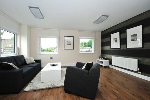 undefined, The Green, Southall, UB2