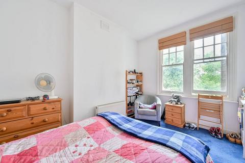 2 bedroom flat for sale, Riggindale Road, Streatham, London, SW16