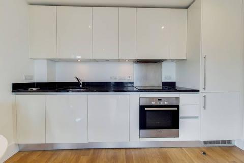 3 bedroom flat for sale, West Carriage House, Woolwich Riverside, London, SE18