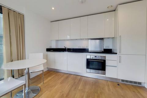 3 bedroom flat for sale, West Carriage House, Woolwich Riverside, London, SE18