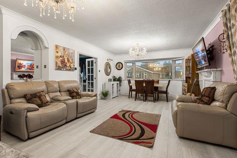 4 bedroom detached house for sale, Meadow End, Grantham NG31