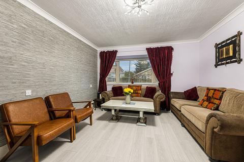 4 bedroom detached house for sale, Meadow End, Grantham NG31
