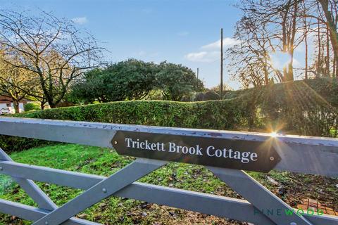 3 bedroom cottage for sale, Pearce Lane, Chesterfield S42