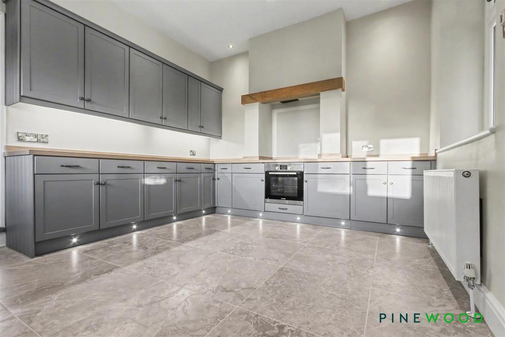 Kitchen diner