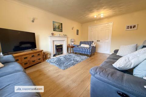 4 bedroom detached house for sale, Holmeswood Park, Rawtenstall, Rossendale