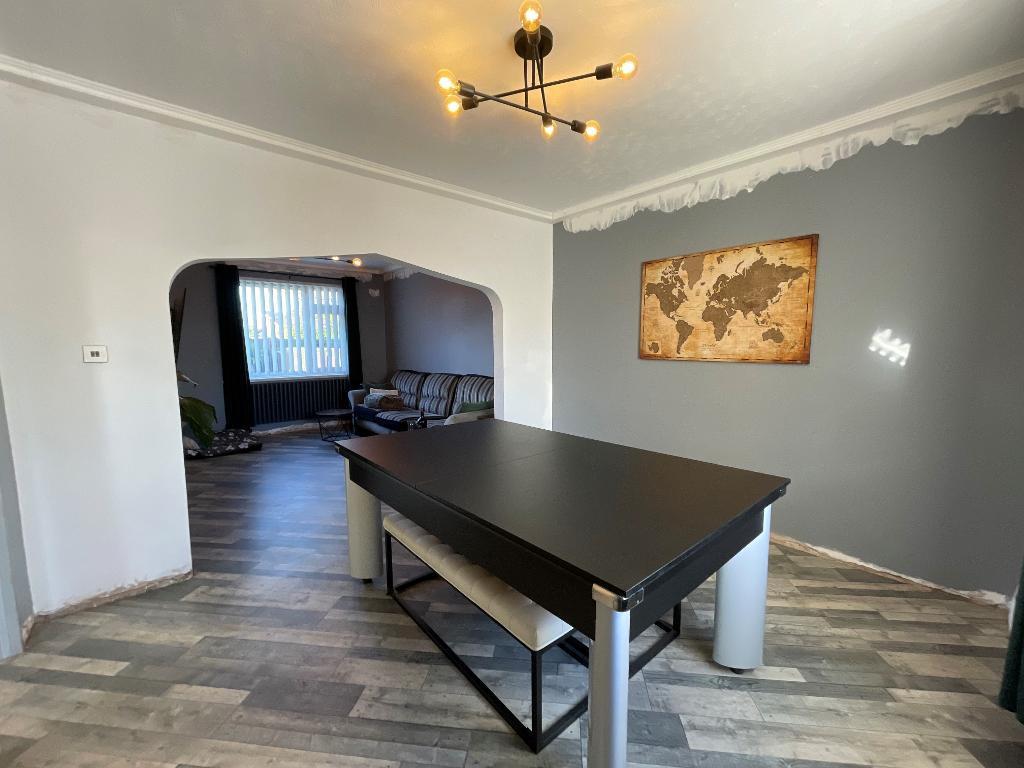 Through Lounge/Dining Area