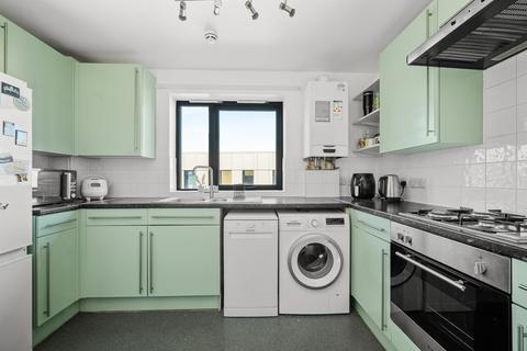 2 bedroom flat for sale, Paradise Road, London, SW4