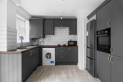 2 bedroom terraced house for sale, Sydney Road, London SE2
