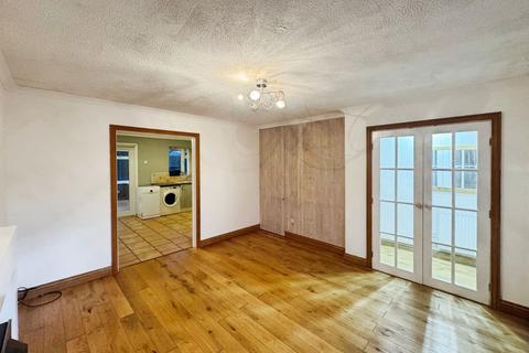 undefined, Conybeare Road, Penarth CF64