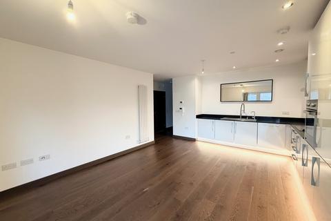 2 bedroom apartment to rent, Waterhouse Avenue, Maidstone ME14