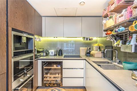 2 bedroom apartment for sale, Riverlight Quay, London SW11