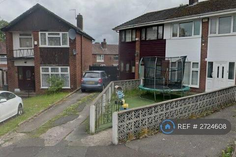 3 bedroom semi-detached house to rent, Thurlston Crescent, Manchester, M8
