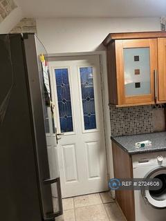 3 bedroom semi-detached house to rent, Thurlston Crescent, Manchester, M8