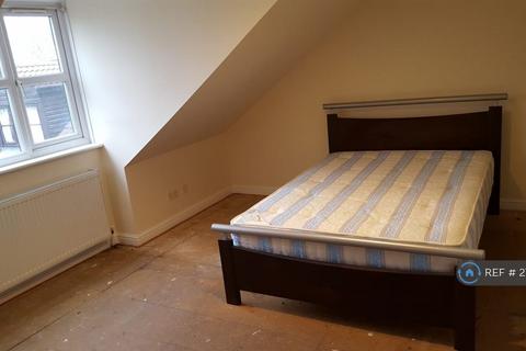 1 bedroom flat to rent, Cricketers Close, London, N14