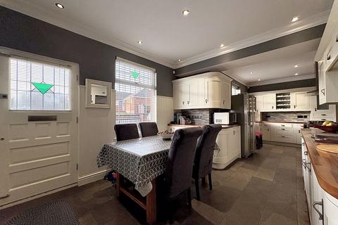 undefined, Cotwall End Road, LOWER GORNAL, DY3 3EN