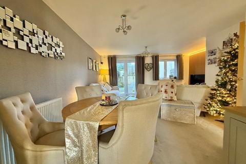 3 bedroom end of terrace house for sale, Chariot Drive, Kingsteignton