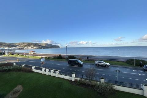 2 bedroom apartment for sale, Clarence Road, Llandudno