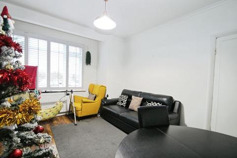1 bedroom maisonette for sale, Morton Court, Whitton Avenue West, Northolt