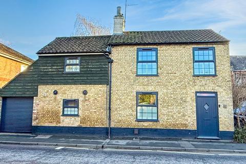 3 bedroom detached house for sale, The Causeway, March, PE15