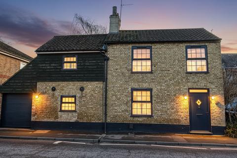 3 bedroom detached house for sale, The Causeway, March, PE15