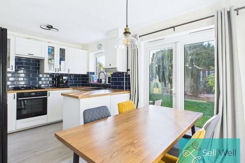 3 bedroom semi-detached house for sale, Irvine Avenue, Manchester M28
