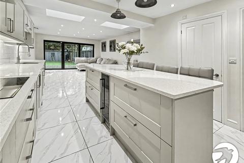 4 bedroom terraced house for sale, Sycamore Avenue, Sidcup, Kent, DA15