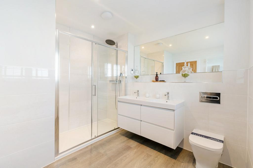 Ensuite