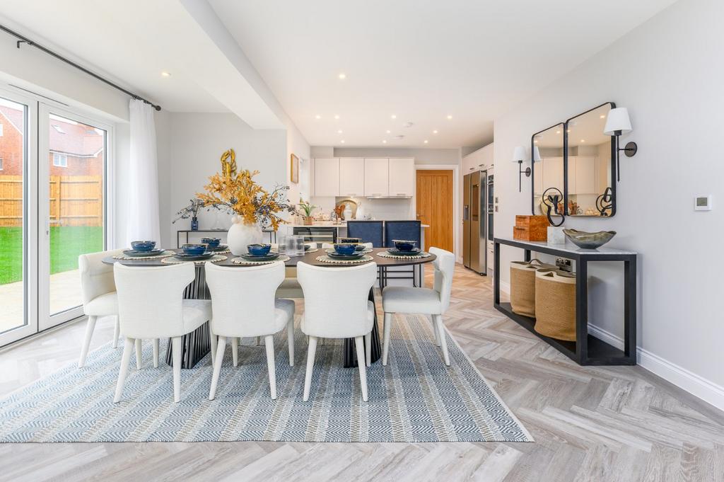 Show Home Dining