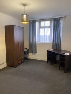 1 bedroom bedsit to rent, Stone Road , East Ham E12