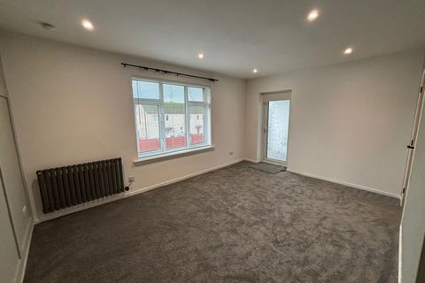 2 bedroom flat to rent, Barkerland, Dumfries, Dumfries & Galloway, DG1